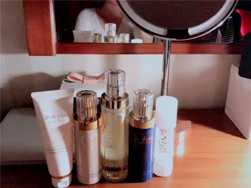 化淡妆需要哪些化妆品 淡妆怎么化才好看