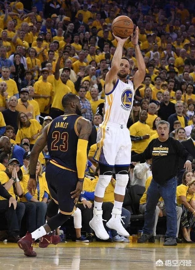 如果库里不投那些难度超高的节末压哨三分，三分命中率可以提升到一个什么水平？