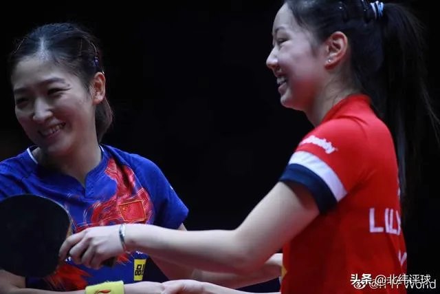 刘诗雯4-0张安,比赛末尾打出了一个小高潮,刘国梁都笑了,发生了什么?