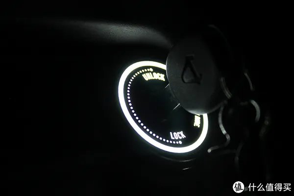 评测 篇一：新国标电动自行车实测，实力选手小牛电动US