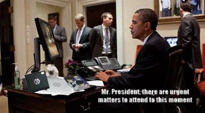 求一张奥巴马电视机前观看exo全力以赴的图片 急急急。。。。。。