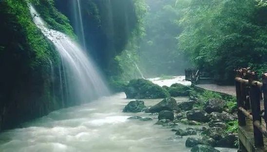 重庆出发3天自驾游攻略求推荐？