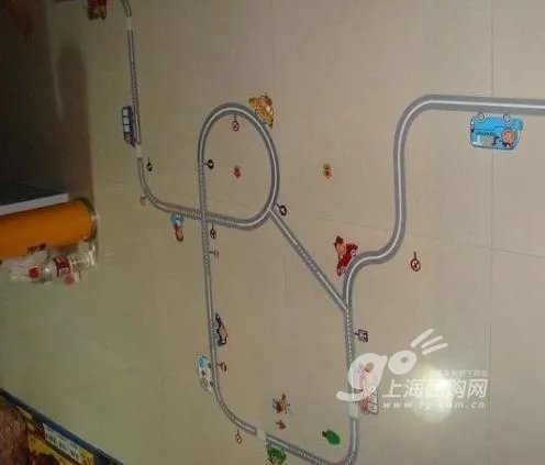 不是90后也玩非主流 网友混搭的55平热闹家