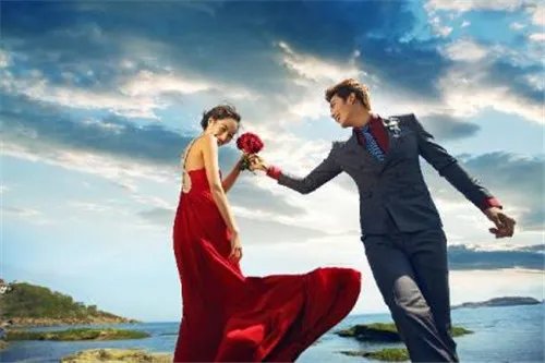 遵义婚纱照摄影哪家好  怎样选择婚纱摄影店