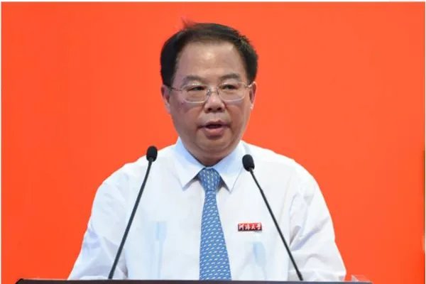 农村俗语“三十不豪，四十不富”，那五十岁怎样呢？