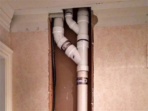 家里主水管漏水归谁管