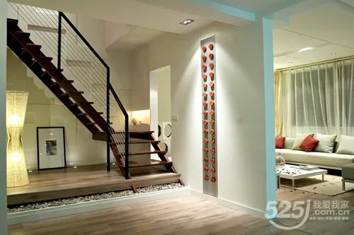 楼梯设计的与挑选