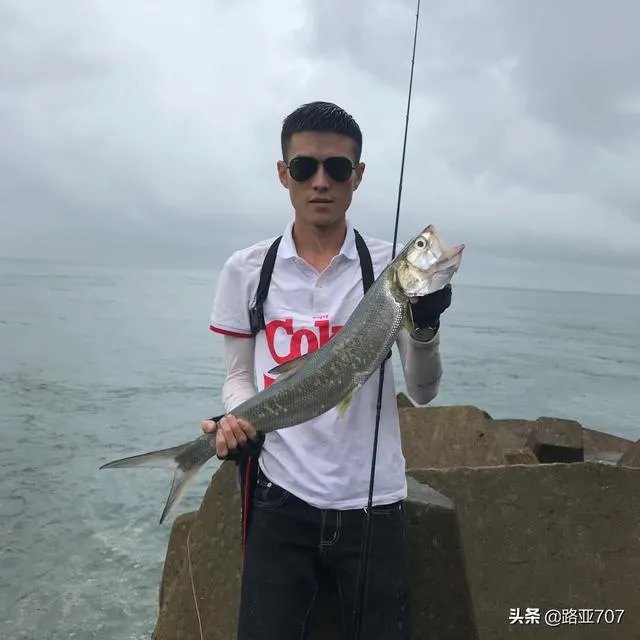 谁可以分享一下路亚钓鱼技巧？