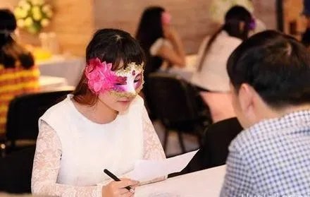 985毕业生大量涌入县城，是新一轮上山下乡还是人间清醒？