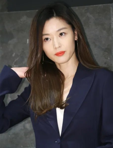 全智贤被传离婚,婆婆却成网红,这位婆婆为何深受网友喜欢?