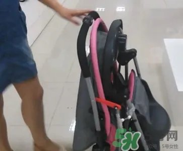 好孩子婴儿车怎么折叠？好孩子婴儿车折叠步骤图