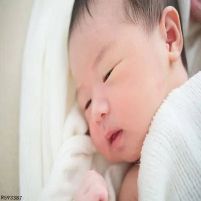 新生儿苯丙酮尿症的症状有哪些 新生儿苯丙酮尿症的常见症状须知