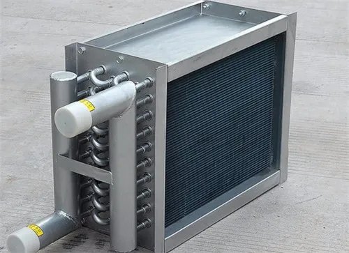 空调冷凝器在什么位置