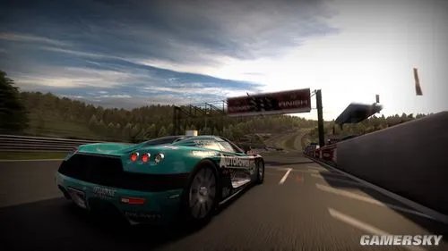 《极品飞车13:变速》配置要求及新车画面公布