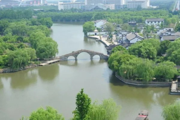 华中农业大学南湖跑一圈多少米