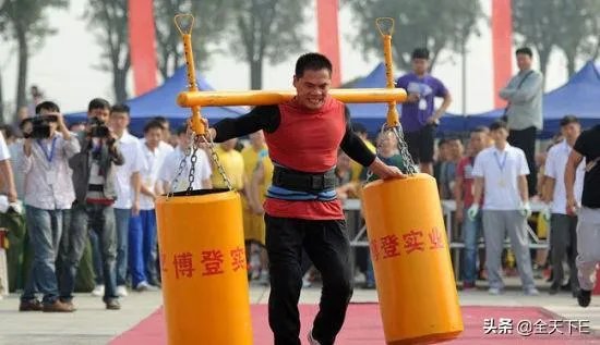 世界大力士冠军赛为什么大部分是欧美人?
