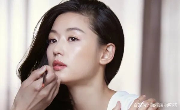 全智贤被传离婚，婆婆却成网红，这位婆婆为何深受网友喜欢？