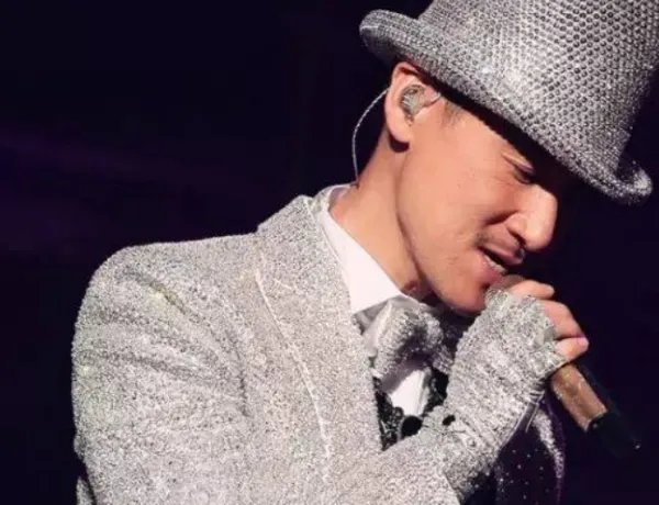 我真的受伤了歌词