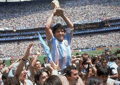 马拉多纳生前最后音频发给前妻男友，他的话说明了什么问题？