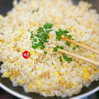 鸡蛋炒饭