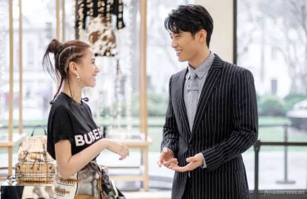 窦骁何超莲被传奉子成婚，为什么他们的婚事这么多人关注？