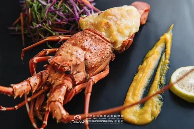 武汉有什么靠谱的学西餐的地方吗？