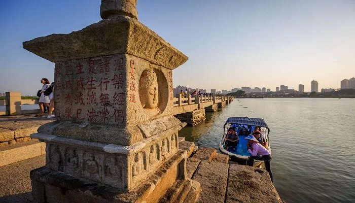 洛阳桥位于哪里 洛阳桥的地理位置