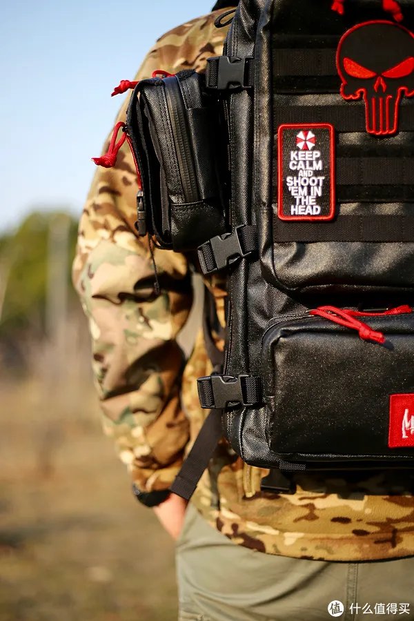 从麦格霍斯黑标系列附包谈起