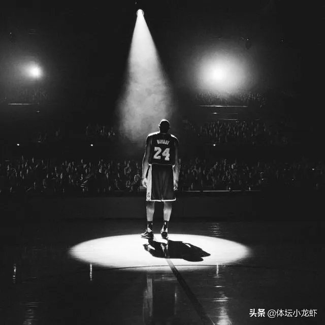 听说科比坠机死了真的假的