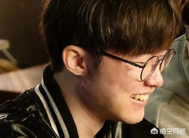 IG和FPX全部晋级四强，冠军稳了吗？谁是最大的挑战？