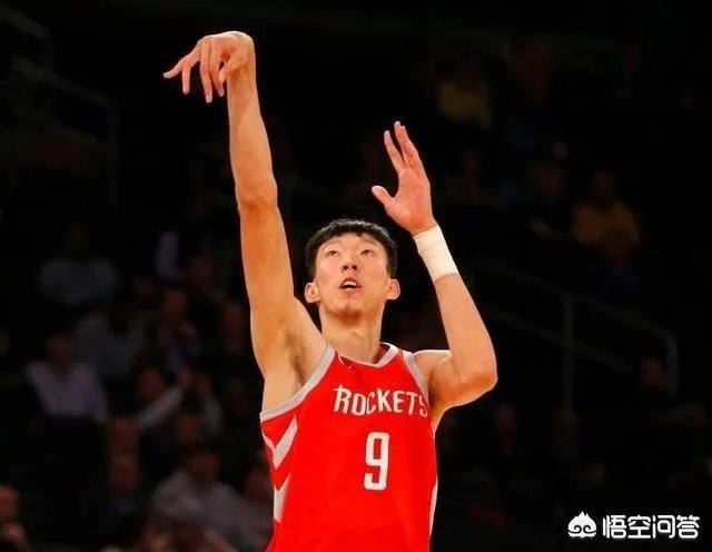 火箭正式确定裁掉周琦,他是会回CBA还是继续寻找下家?你怎么看?