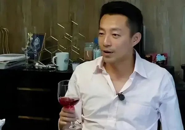 汪小菲公开向大S道歉,他们之间发生了什么?