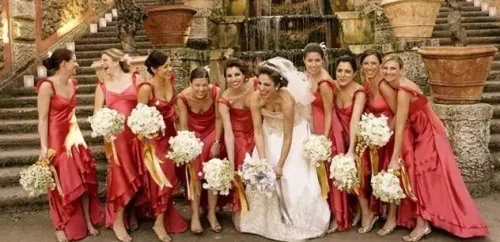 为什么结婚不能当伴郎伴娘 结婚晚没有伴娘了怎么办