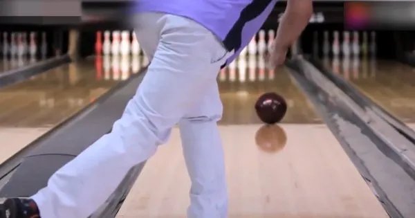 保龄球打法图片教程