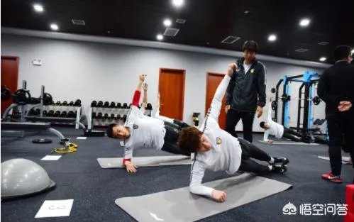 如果权健集团真的被制裁了，那么天津权健还能继续踢中超吗？你怎么看？