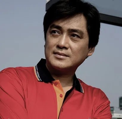 演员汤镇宗妻子是谁？ 看一代演员的幸福生活