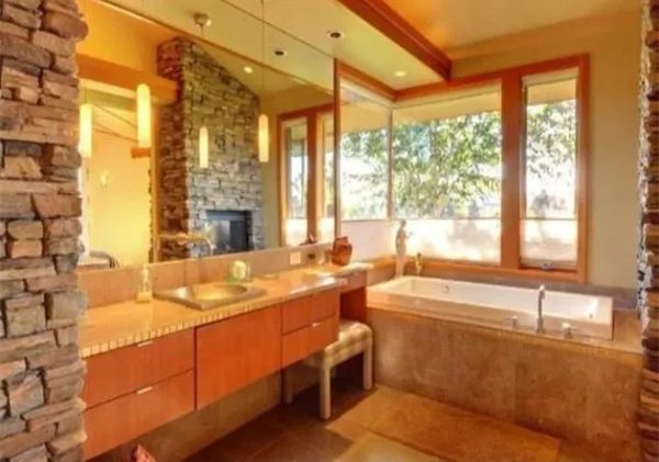 疑似冯轲美国豪宅曝光 2万平米够豪华