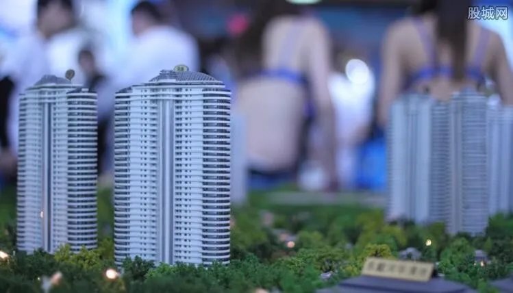 成都出限购新政 单身人士当场失声痛哭