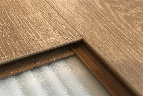 强化地板和复合地板的区别是什么