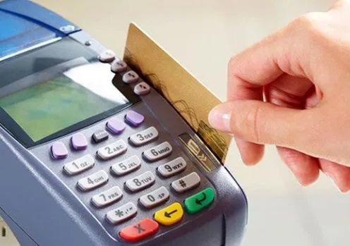 我的信用卡是在沈阳办理的，到别的地方还可以用吗？