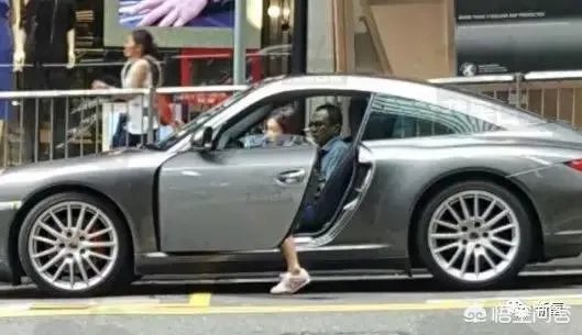 梁洛施前夫壕掷一亿为小26岁新欢买房，她是谁？