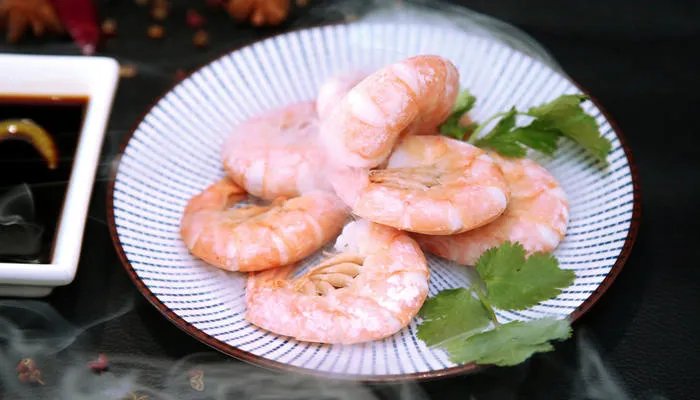 小虾吃什么 小虾吃什么东西