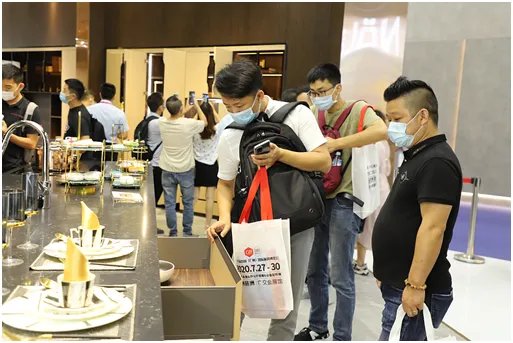 2020中国建博会(广州)|现代筑美家居携新品惊艳亮相,成全场焦点