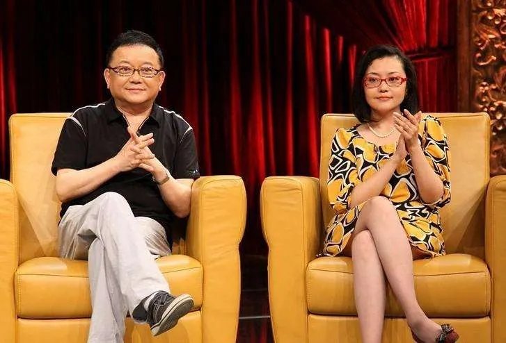 认识王刚之前郑艳东结过婚吗 郑艳东是不是少数民族