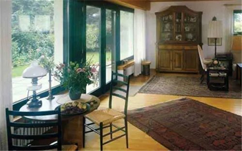 家居玻璃贴膜有什么作用 玻璃贴膜的方法