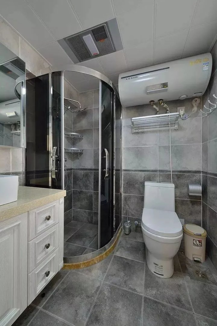 3种卫生间玻璃隔断，看看你家适合哪个！