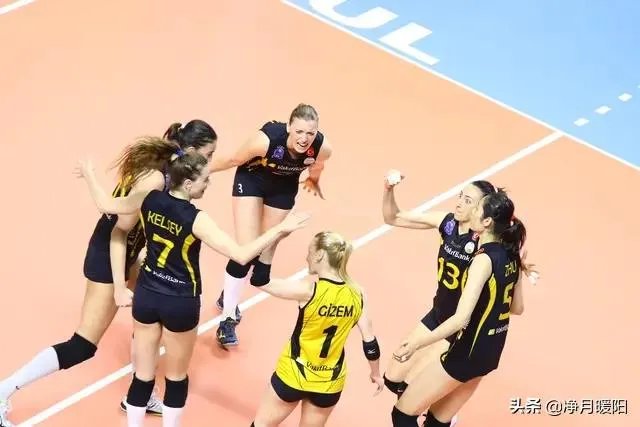 为什么有人说土耳其女排联赛是水平最高的，但土耳其女排并不是很强？