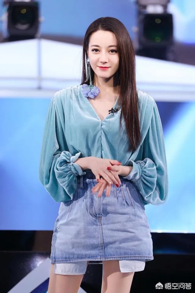 如何评价迪丽热巴?网上公布的迪丽热巴的年龄是不是真的呢?