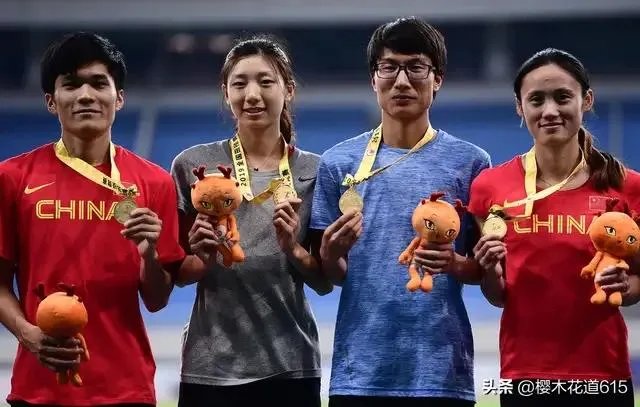中国版塞门亚？湖南队领先3秒女子接力夺冠，两队员长相酷似男性，究竟怎么回事？