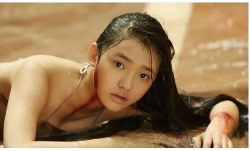 林允是靠周星驰红的吗？